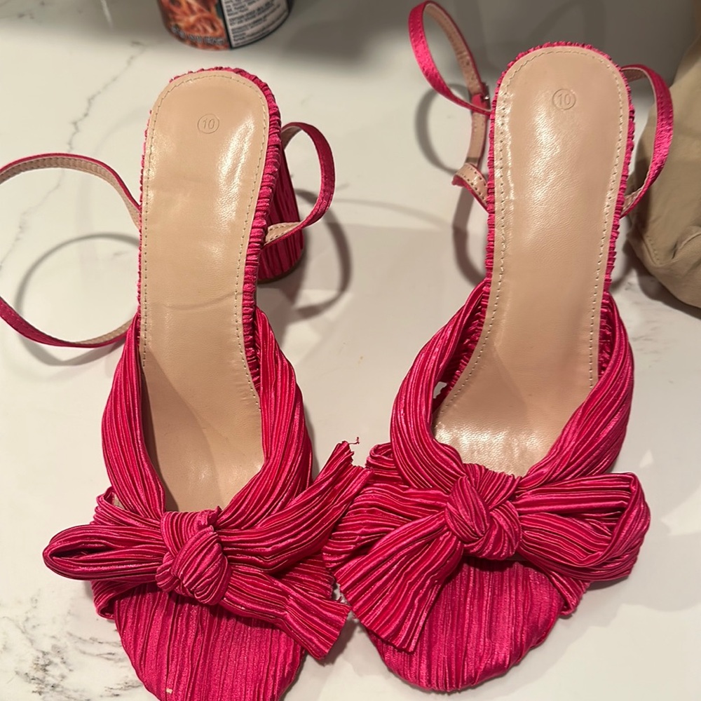 Size 10 pink